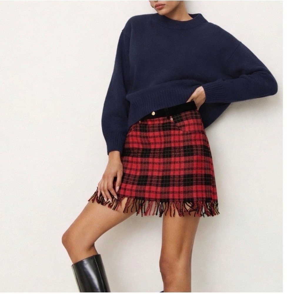 Compagnie Internationale Express Vintage Fringed Wool Plaid Mini Skirt.